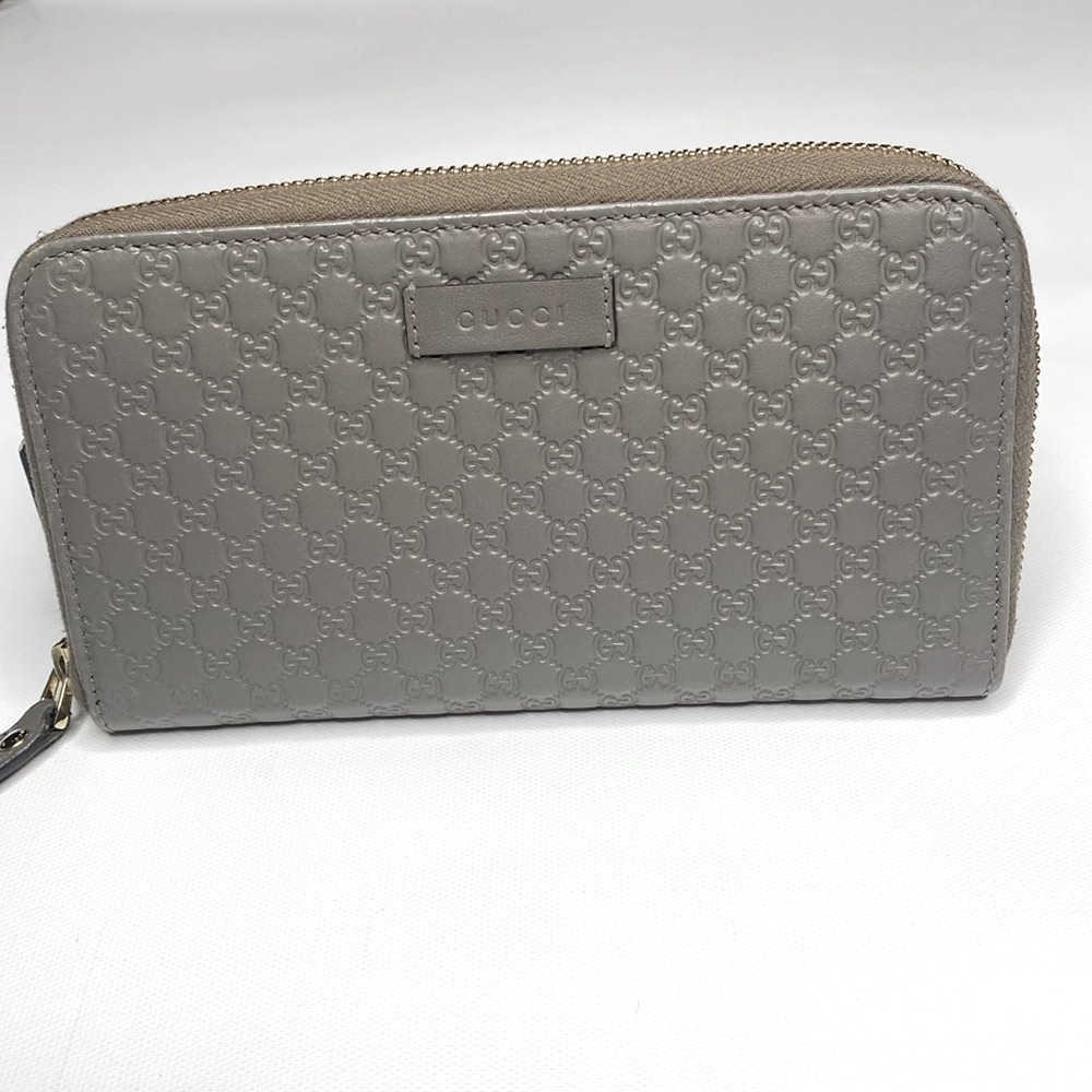 Gucci Gray Embossed Wallet - Picture 4 of 8
